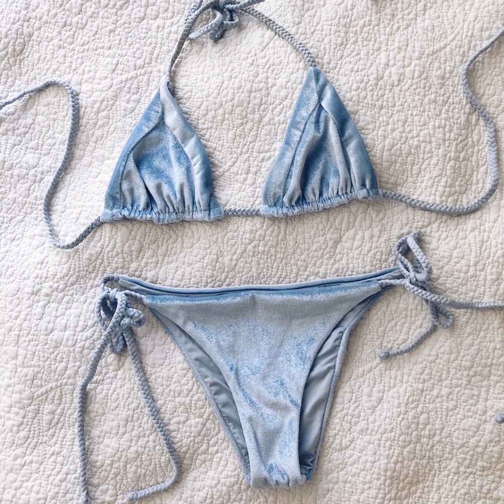 FRANKIE’S BIKINIS velvet bikini set